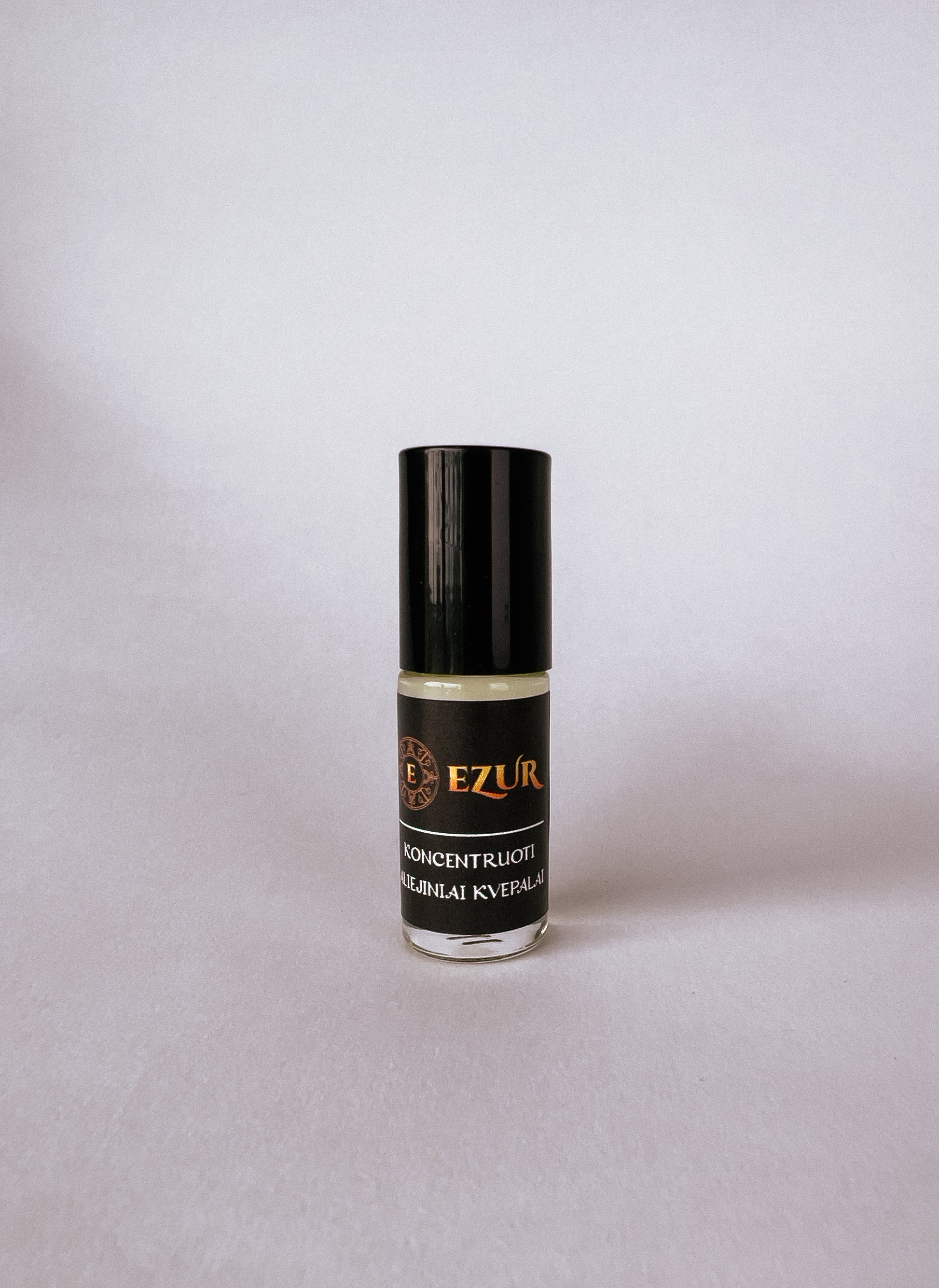 Ezur-6ml-aliejiniai-tepami-kvepalai